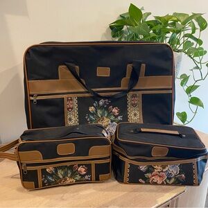 Vintage Style Tapestry Luggage Set